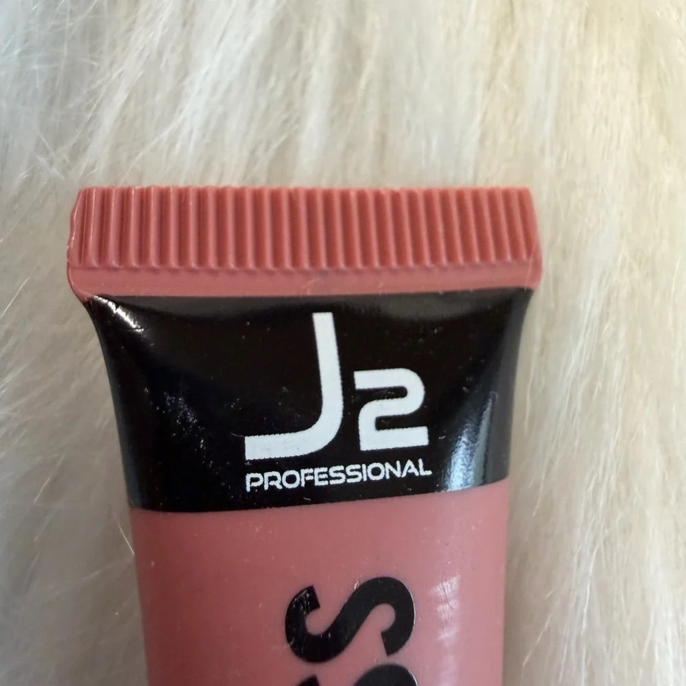 🩷5/$10 J2 Beauty Gloss Lipstick - Pink
